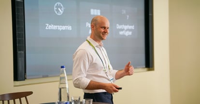 Vinzenz von Brühl, CEO of MICE Portal, presenting at the MICE Executive Circle 2026.