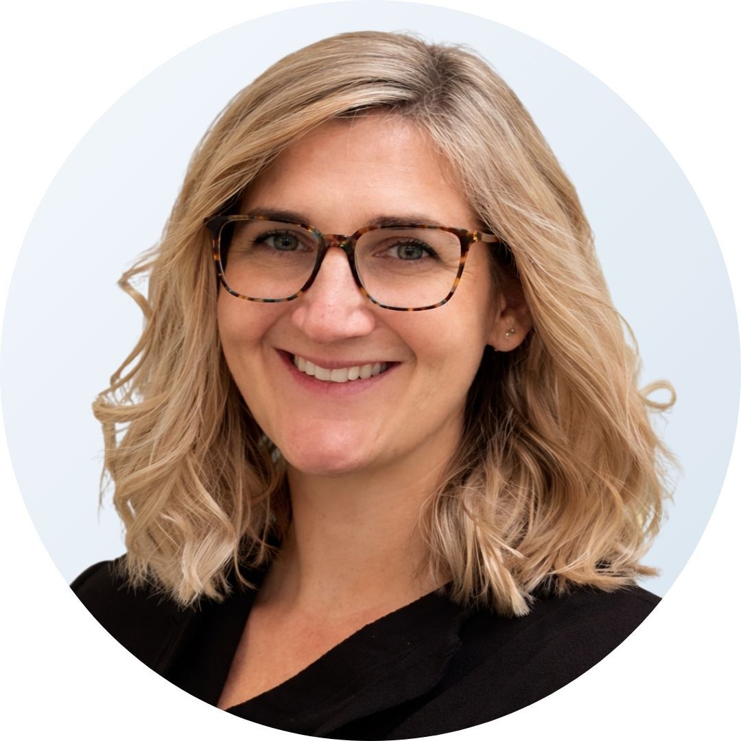Portrait of Johanna Schulz, head of human resources at MICE Portal.