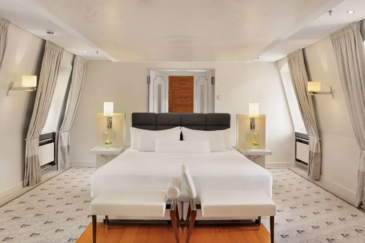 bilderberg_dresden_room