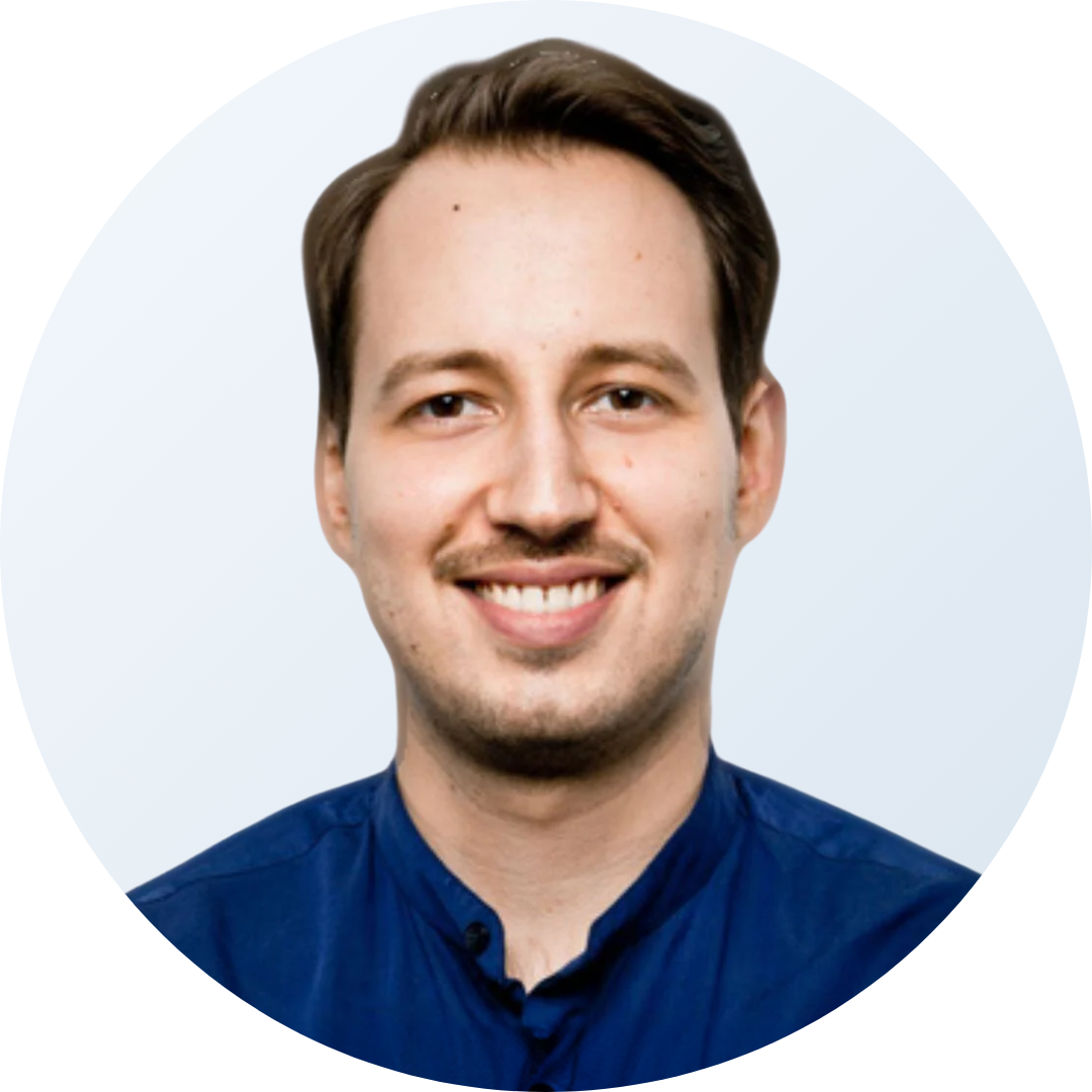 Portrait von Robert Richter, dem Junior Key Account Manager bei MICE Portal.