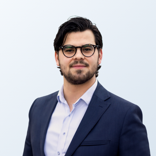 Portrait von Skander Saidi, dem Teamleiter des Key Account Managements bei MICE Portal.